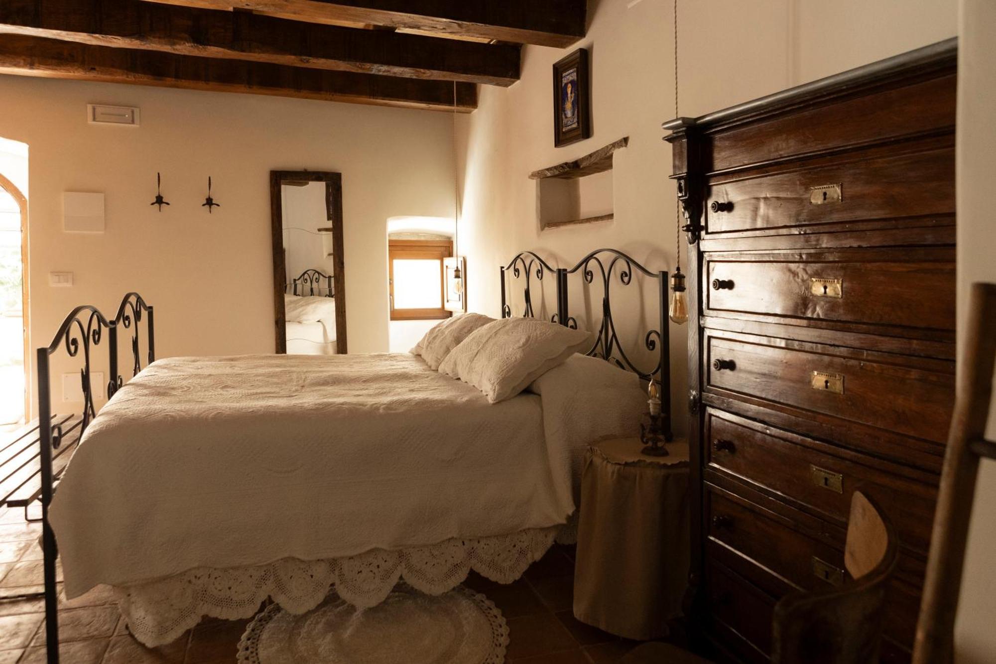 Palazzo Pirro Dimora Storica Bed & Breakfast Acciano Dış mekan fotoğraf
